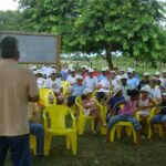 Dia de campo com plantio em Barranco Alto